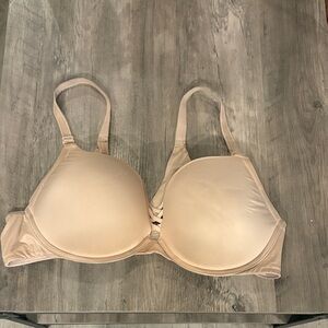 Chic Nude Women's Bra